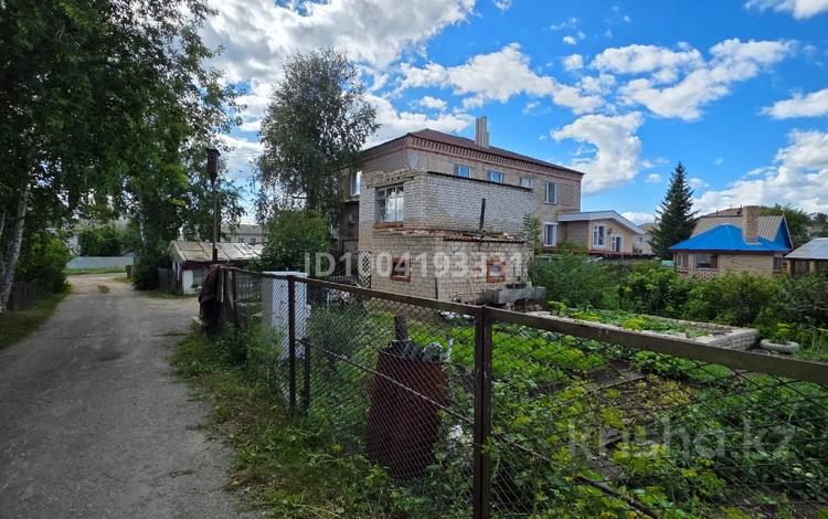 3-бөлмелі пәтер · 90 м² · 2/2 қабат, Товарищеская, бағасы: 24.5 млн ₸ в Щучинске — фото 2
