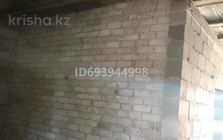 Жеке үй · 5 бөлме · 110 м² · 6 жүзд., Масив васточный 9170 — Рядом 45 школа, бағасы: 8 млн ₸ в Семее — фото 2