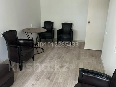 1-комнатная квартира · 30 м², Каршымбай Ахмедиаров 30 за 9 млн ₸ в Атырау
