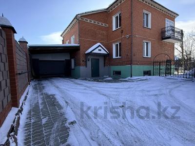 Отдельный дом · 6 комнат · 272 м² · 10 сот., Амангельды 130 за 115 млн ₸ в Петропавловске