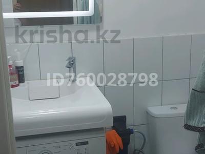 Еркін · 45 м², бағасы: 250 000 〒 в Актау, 6-й мкр