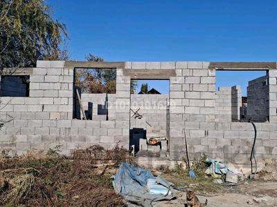 Отдельный дом · 3 комнаты · 70 м² · 10 сот., Бокейхана — 10 улица за 13 млн 〒 в Аксае