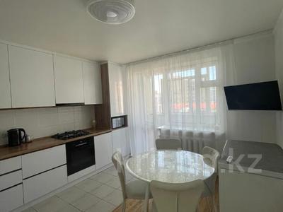 2-комнатная квартира · 80 м² · 5/5 этаж, улица имени Чокана Валиханова за 35.4 млн ₸ в Петропавловске