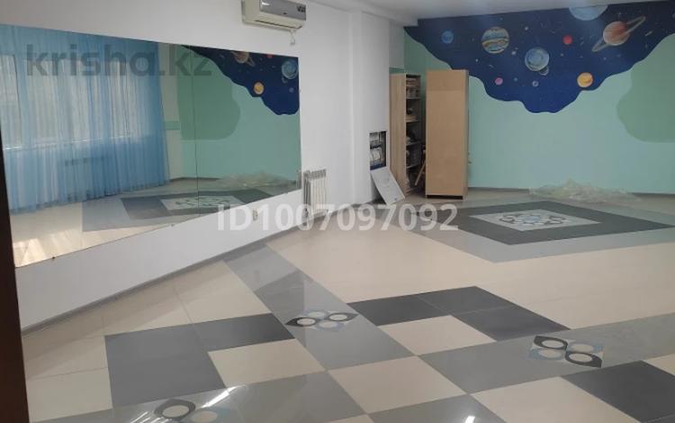 Еркін, кеңселер, сұлулық салондары, фитнес және спорт, білім орталықтары, конференц-залдар, кабинеттер және жұмыс орындары, студиялар · 45.6 м², бағасы: 145 920 ₸ в Актобе, мкр 11 — фото 2