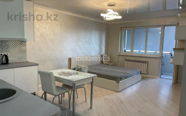 1-комнатная квартира, 38 м², 8/10 этаж, Мкр Аксай, Б. Момышулы 25