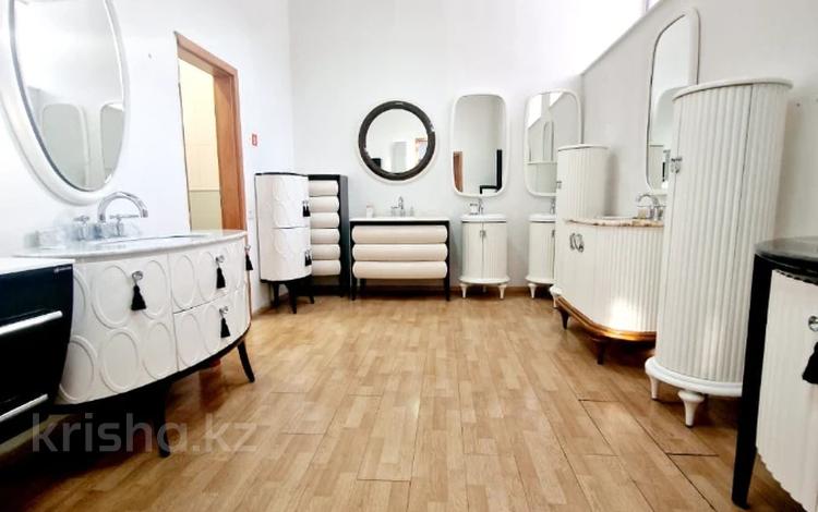 Магазины и бутики · 1300 м² за 7.2 млн 〒 в Алматы, Алмалинский р-н — фото 2