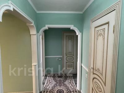 3-бөлмелі пәтер · 70 м² · 2/5 қабат, мкр Мамыр-2 8, бағасы: 49 млн ₸ в Алматы, Ауэзовский р-н