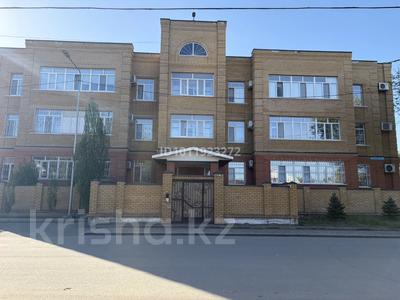 6-комнатная квартира · 280 м² · 1/3 этаж, Мангилик ел 69 — Чайковского за 230 млн ₸ в Семее