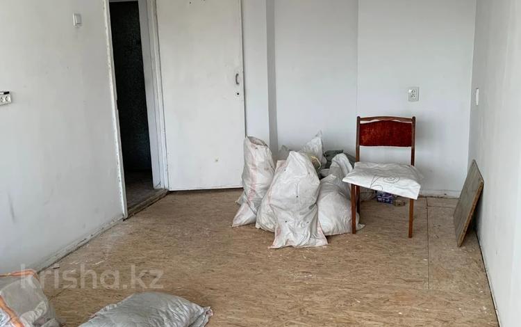 1-комнатная квартира · 30 м² · 6/6 этаж, Кабанбай Батыра 164 за 7.3 млн ₸ в Усть-Каменогорске — фото 2