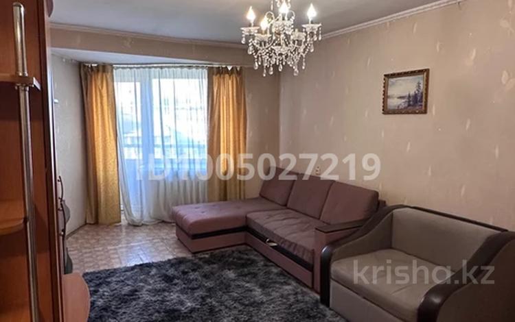 1-комнатная квартира · 35 м² · 5/5 этаж, мкр Михайловка , Аманжолова 31 за 140 000 ₸ в Караганде, Казыбек би р-н — фото 12