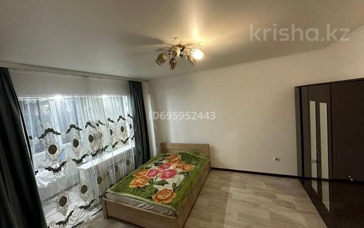 2-бөлмелі пәтер · 70 м² · 4/9 қабат, Жұлдыз-1 ш/а. 19Б, бағасы: 250 000 ₸ в Алматы, Турксибский р-н — фото 2
