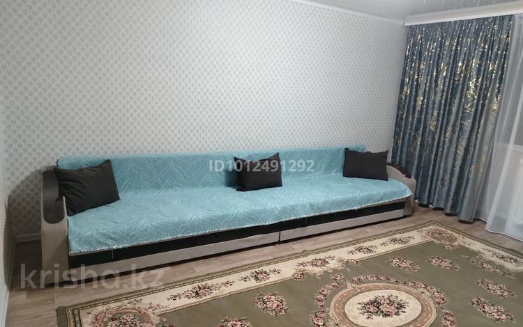 2-комнатная квартира · 55 м² · 2/5 этаж, Бульвар Абая за 15 000 ₸ в  — фото 2