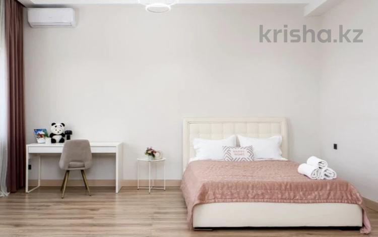 4-комнатная квартира · 165 м² · 13/13 этаж, Сейфуллина 499/131 за 45 000 ₸ в Алматы, Алмалинский р-н — фото 2
