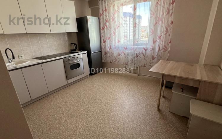1-комнатная квартира · 45 м² · 4/9 этаж, просп. Аль-Фараби 26 за 20 млн ₸ в Усть-Каменогорске, Ульбинский — фото 2