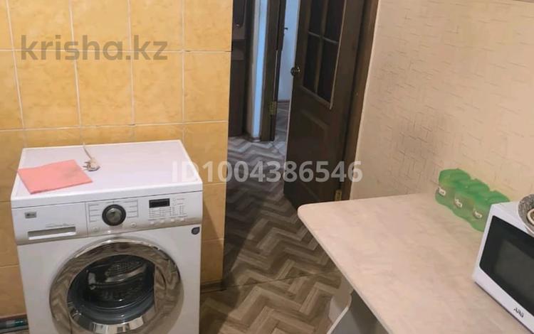2-комнатная квартира · 50 м² · 2/5 этаж, Микрорайон Акбулак 2 за 110 000 ₸ в Таразе — фото 8