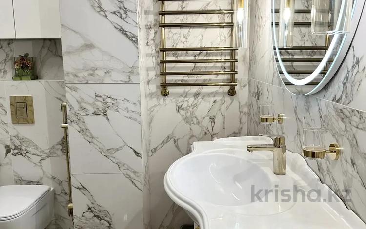 4-комнатная квартира · 160 м² · 5/21 этаж, Аль-Фараби 21 — Померанцева за 174.9 млн ₸ в Алматы, Бостандыкский р-н — фото 2