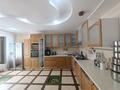 2-бөлмелі пәтер · 130 м² · 3/13 қабат, Аль-Фараби 95, бағасы: 500 000 ₸ в Алматы, Бостандыкский р-н