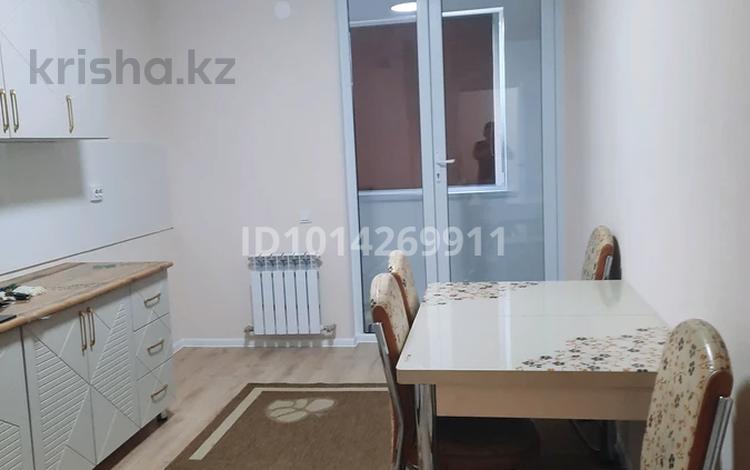 2-комнатная квартира · 62 м² · 8/14 этаж, Мустафы Шокая 229/10 за 160 000 ₸ в Шымкенте, Каратауский р-н — фото 2