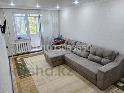 Продажа квартир в Жамбылской обл.: 2-комнатная квартира · 45.8 м² · 3/5 этаж, Микрорайон Акбулак 18 — Парк Победы за 14 млн 〒 2-комнатная квартира · 45.8 м² · 3/5 этаж, Микрорайон Акбулак 18 — Парк Победы за 14 млн 〒 в Таразе