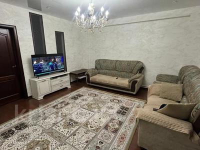 4-комнатная квартира, 125 м², 2/10 этаж, Казыбек би 40 за 68.7 млн 〒 в Усть-Каменогорске