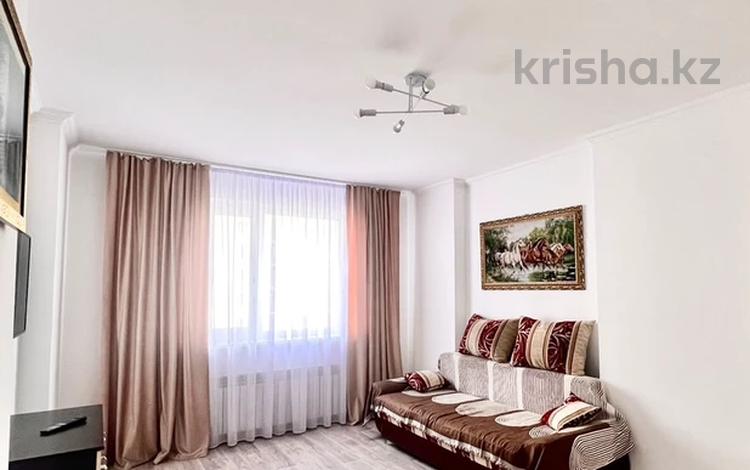 3-комнатная квартира · 90 м² · 3/9 этаж, Роза Багланова 4 за 49.9 млн ₸ в Астане, Нура р-н — фото 2