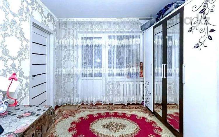 2-комнатная квартира, 43 м², 3/5 этаж, мкр Аксай-1 19 за 26.3 млн 〒 в Алматы, Ауэзовский р-н — фото 7