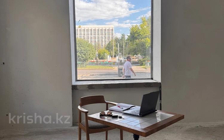 Свободное назначение, офисы, магазины и бутики, общепит, салоны красоты, медцентры и аптеки, образование, развлечения, кабинеты и рабочие места, студии · 120 м² за ~ 1.3 млн 〒 в Караганде, Казыбек би р-н — фото 2