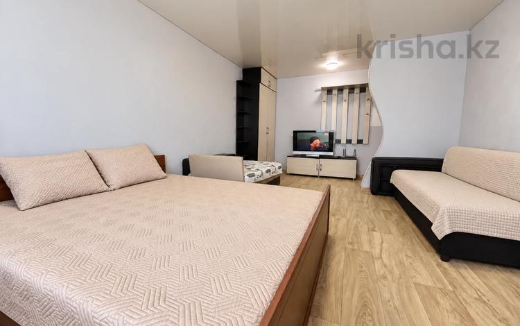 1-комнатная квартира · 37 м² · 2/5 этаж, Бухар жырау 48 — Цум Абзал за 2 500 ₸ в Караганде, Казыбек би р-н — фото 5