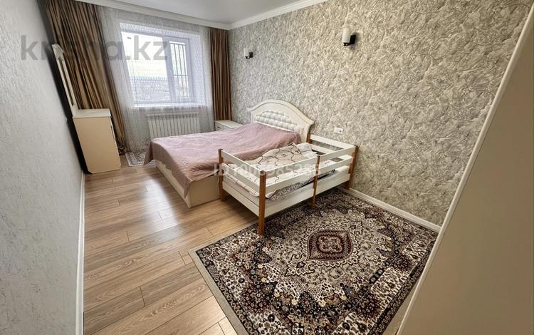 3-комнатная квартира · 85 м² · 5/9 этаж, мкр Юго-Восток, Гапеева за 38 млн ₸ в Караганде, Казыбек би р-н — фото 8