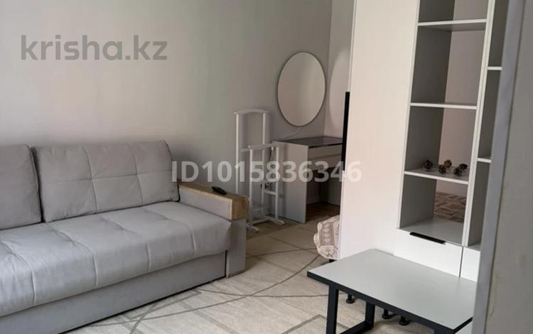 1-бөлмелі пәтер · 40 м² · 1/5 қабат, Акадeмическая 9/10 — КЭУ, бағасы: 180 000 ₸ в Караганде, Казыбек би р-н — фото 2