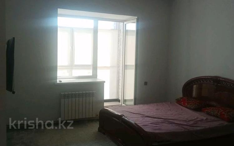 1-бөлмелі пәтер · 50 м² · 3/10 қабат, Алтын орда ш/а., бағасы: 200 000 ₸ в Актобе, мкр. Алтын орда — фото 4
