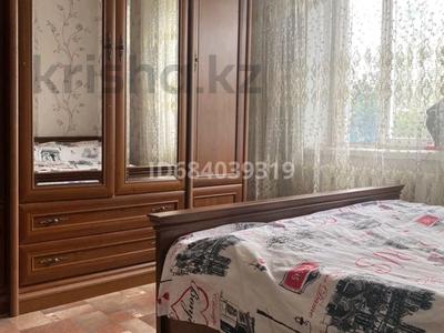 4-комнатная квартира · 80 м² · 5/5 этаж, Тәуелсіздік 27 за 17.5 млн 〒 в Текели