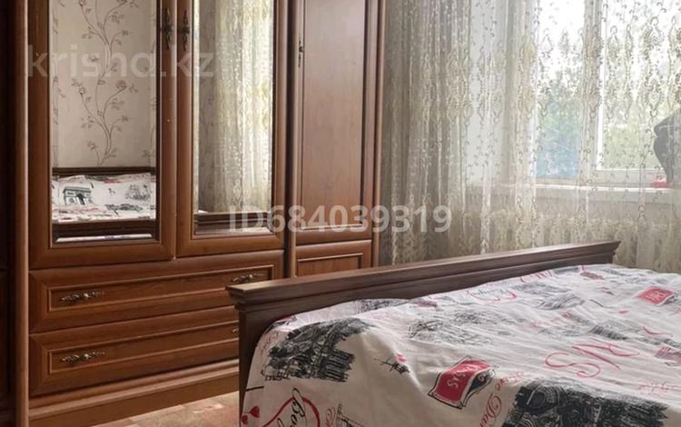 4-комнатная квартира · 80 м² · 5/5 этаж, Тәуелсіздік 27 за 17.5 млн 〒 в Текели — фото 2