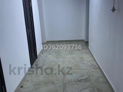 Свободное назначение, офисы, магазины и бутики, склады, салоны красоты, образование, кабинеты и рабочие места, студии · 15 м² за 30 000 〒 в Алматы, Жетысуский р-н