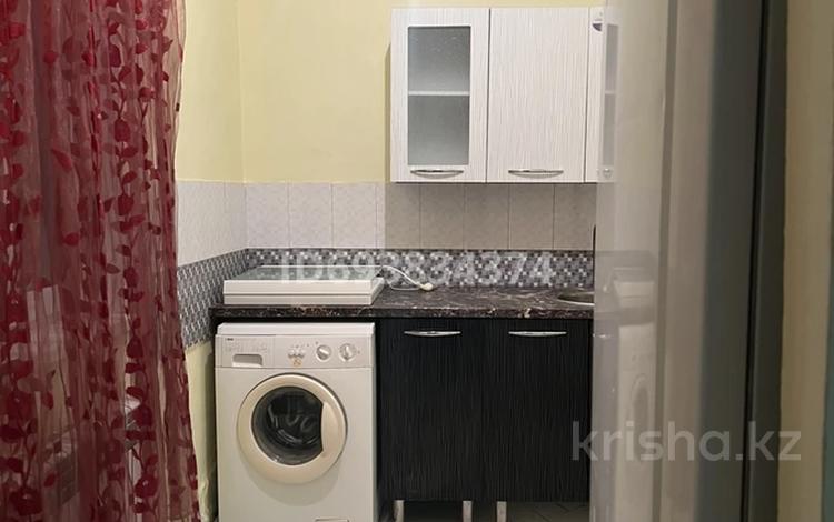 1-комнатная квартира, 27 м², 1/1 этаж помесячно, мкр Думан-1 4 — Хантанир а