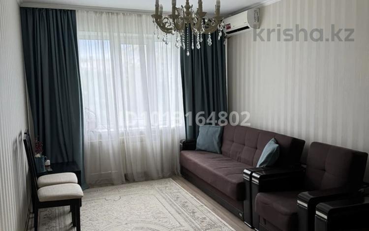 3-бөлмелі пәтер · 70.4 м² · 3/5 қабат, мкр 8 47/2 — Пр.Молдагуловой , Бр.Жубановых, пр.Абылхаир хана, бағасы: 25 млн ₸ в Актобе — фото 2