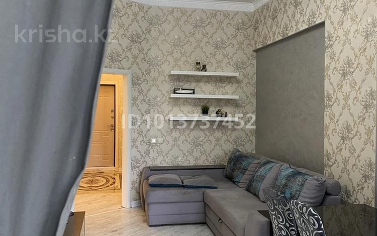 2-комнатная квартира · 62 м² · 2/17 этаж, Жарокова 137 за 350 000 ₸ в Алматы, Бостандыкский р-н — фото 2