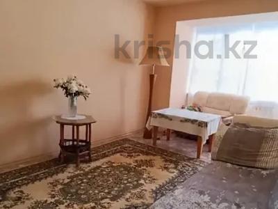 3-бөлмелі пәтер · 67.3 м² · 2/5 қабат, Казыбек Би 30, бағасы: 32 млн ₸ в Усть-Каменогорске