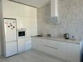 3-бөлмелі пәтер · 110 м² · 5/6 қабат, 16-й мкр 36/1, бағасы: 47 млн ₸ в Актау — фото 2
