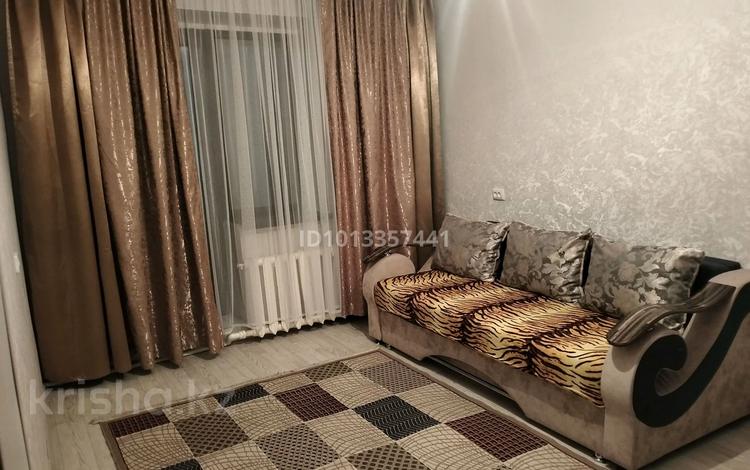 1-комнатная квартира · 38 м² · 1/3 этаж, Ауэзова 12 — Прям возле базара за 11.5 млн ₸ в  — фото 2