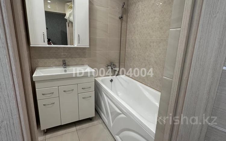 2-комнатная квартира · 57 м² · 4/5 этаж, Букетова 20 — ЦУМ, прокуратура, центр, Достык Молл за 200 000 ₸ в Петропавловске — фото 15