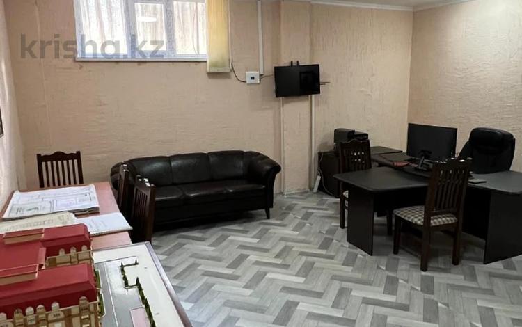 Свободное назначение, офисы, магазины и бутики, склады, общепит, салоны красоты · 180 м² за 52 млн 〒 в Алматы, Ауэзовский р-н — фото 2