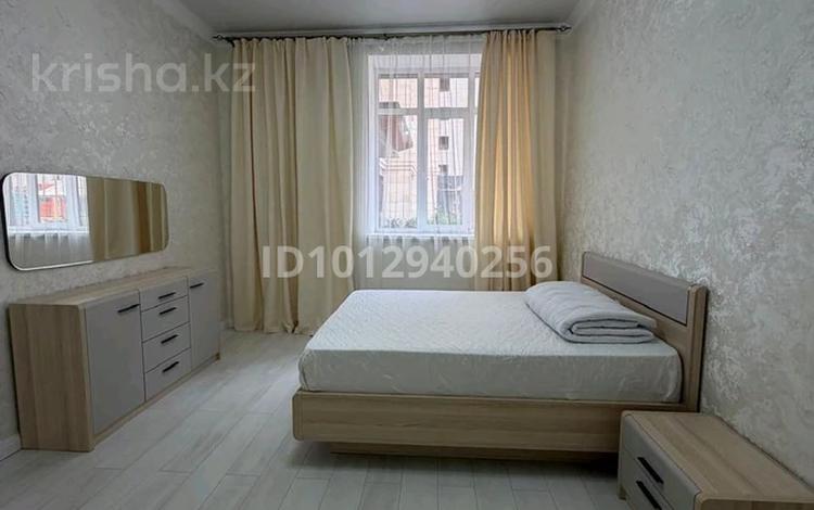 2-комнатная квартира · 75 м² · 1/12 этаж, Жошы хан 13 — Бухар Жырау, Бокейхана, Аль-Фараби за 30 000 ₸ в Астане, Есильский р-н — фото 2