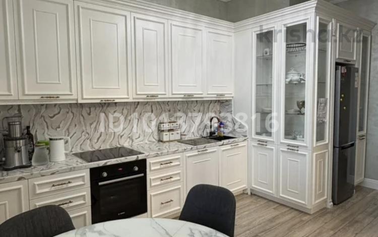 3-комнатная квартира · 130 м² · 10/11 этаж, Алии Молдагуловой 44 за 85 млн ₸ в Актобе — фото 2