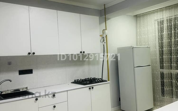 3-бөлмелі пәтер · 74 м² · 8/10 қабат, Алтын Орда 6/38, бағасы: 36.5 млн ₸ в Алматы, Наурызбайский р-н — фото 2