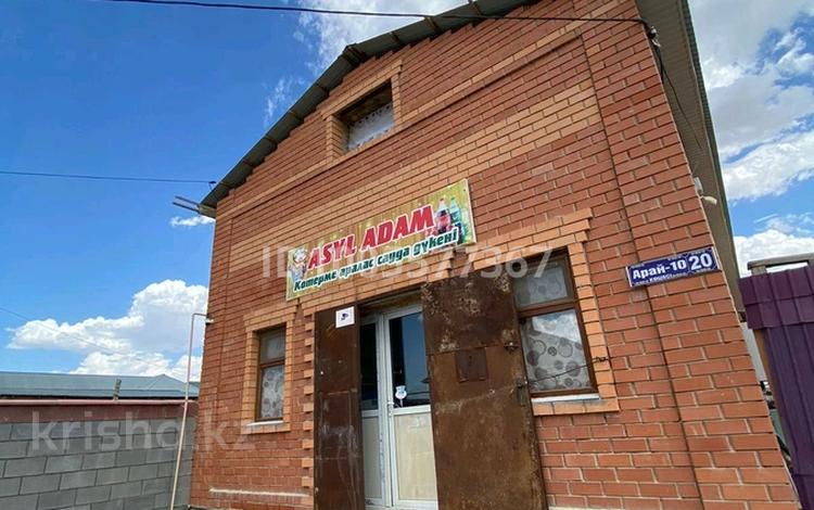 Жеке үй · 4 бөлме · 300 м² · 10 сот., Арай-10 20 — Текей батыр көшесі, бағасы: 32 млн 〒 в  — фото 2