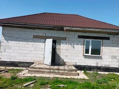 Отдельный дом · 3 комнаты · 100 м², Поселок Петропавловка за 6.5 млн ₸ в Актобе