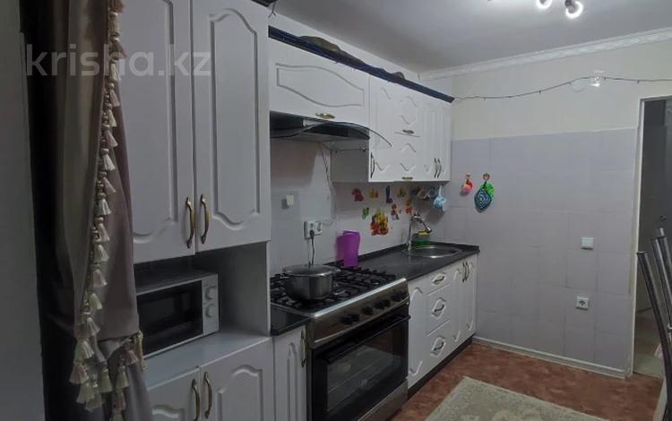 2-бөлмелі пәтер · 60.6 м² · 6/9 қабат, Нұр Ақтөбе, Нур Актобе 3микрорайон, бағасы: 17 млн ₸ — фото 2