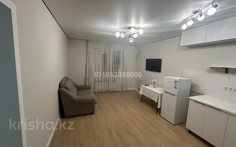 2-комнатная квартира · 42 м² · 8/10 этаж, Алтын Орда 7/1а за 200 000 ₸ в Абае — фото 2