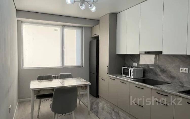2-бөлмелі пәтер · 60 м² · 6/10 қабат, Толе би, бағасы: 300 000 ₸ в Алматы, Ауэзовский р-н — фото 5